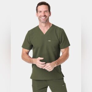 FIGS Technical Collection Scrub Top Men’s XL Olive Green V-Neck 3-Pocket Shirt